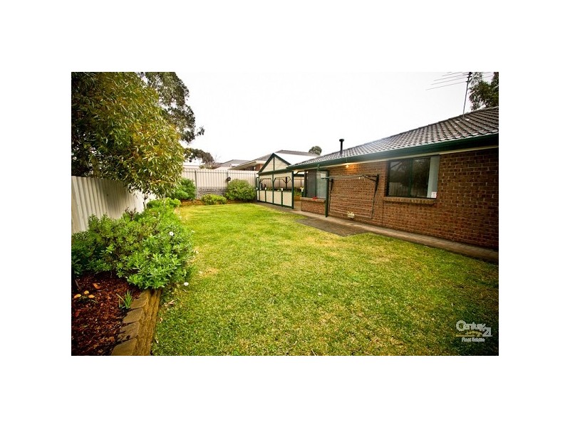 19 Berenwode Circuit, Morphett Vale SA 5162