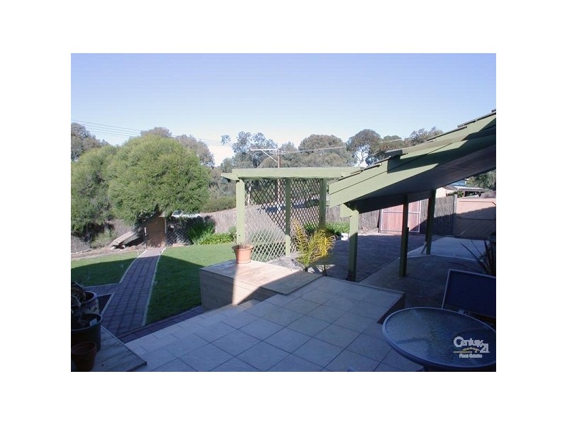 27 Timothy Road, Morphett Vale SA 5162