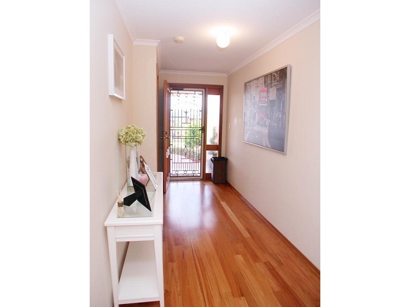 9 Carlisle Court, Hallett Cove SA 5158