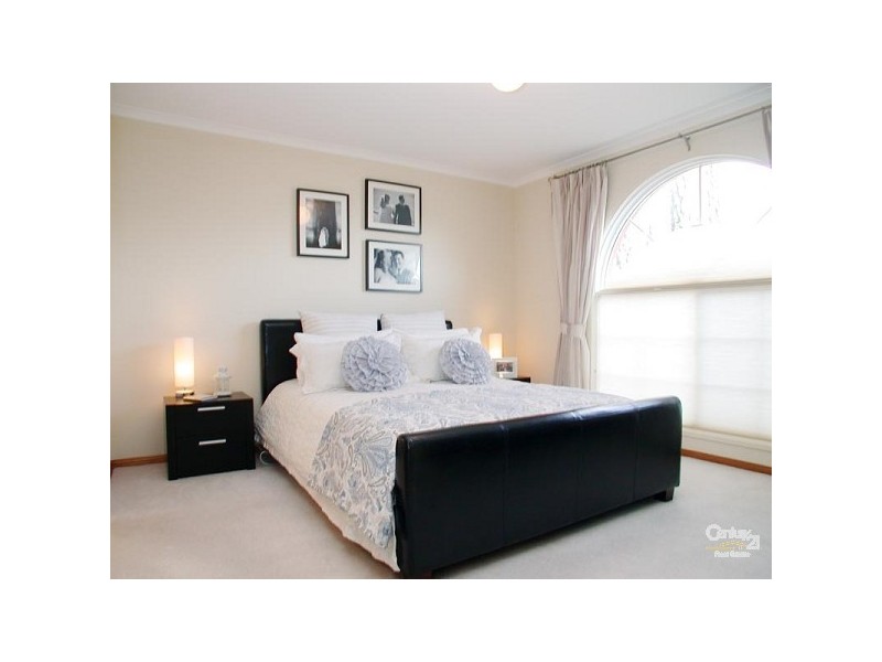 9 Carlisle Court, Hallett Cove SA 5158