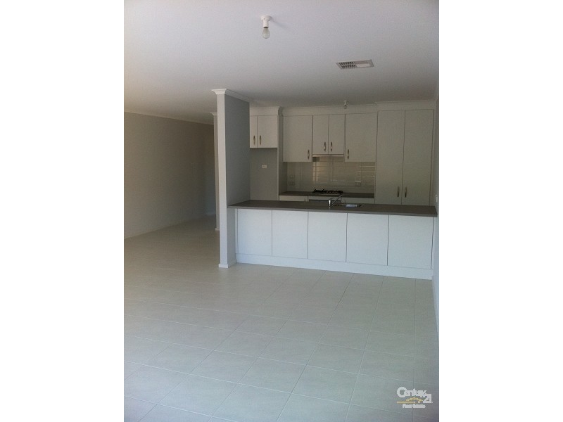 2/713 Grand Boulevard, Seaford Meadows SA 5169