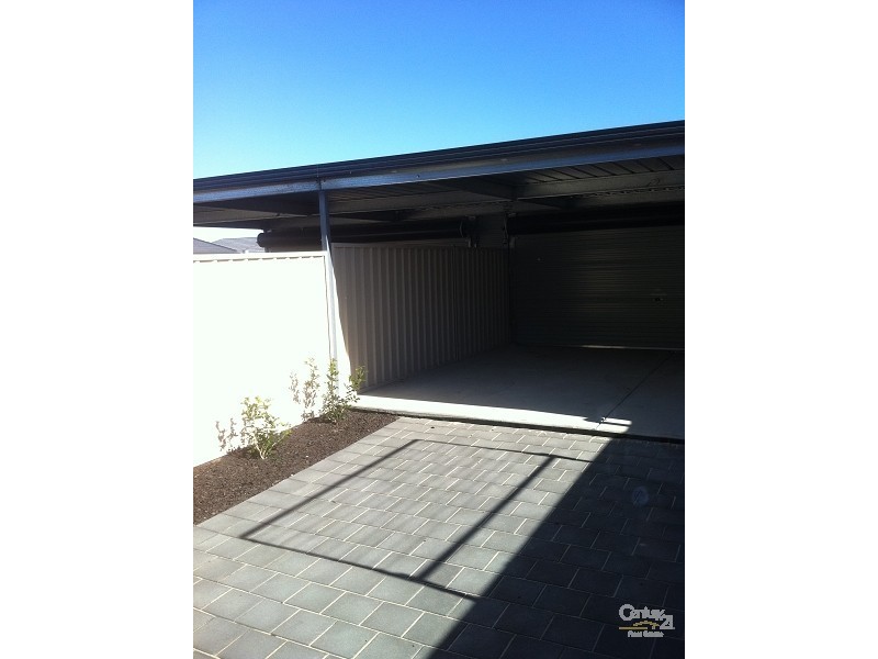 2/713 Grand Boulevard, Seaford Meadows SA 5169