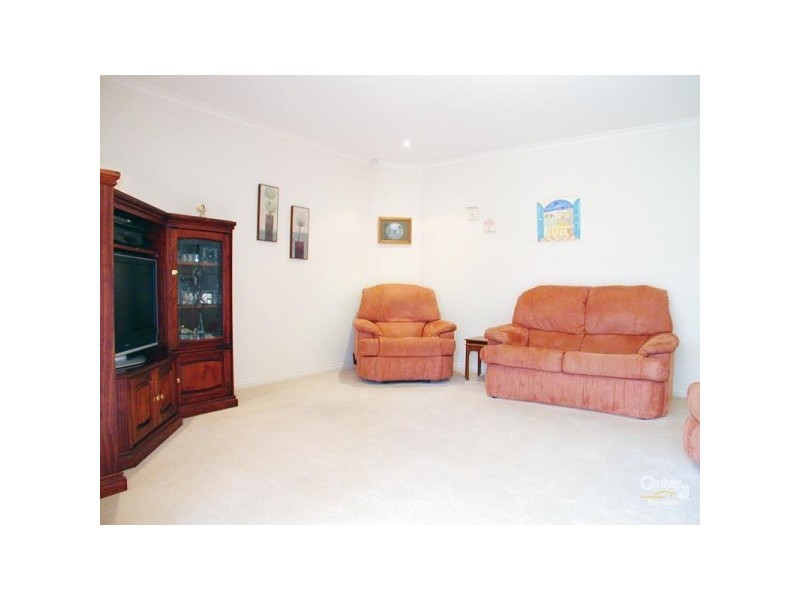 4 Annabelle Drive, Hallett Cove SA 5158