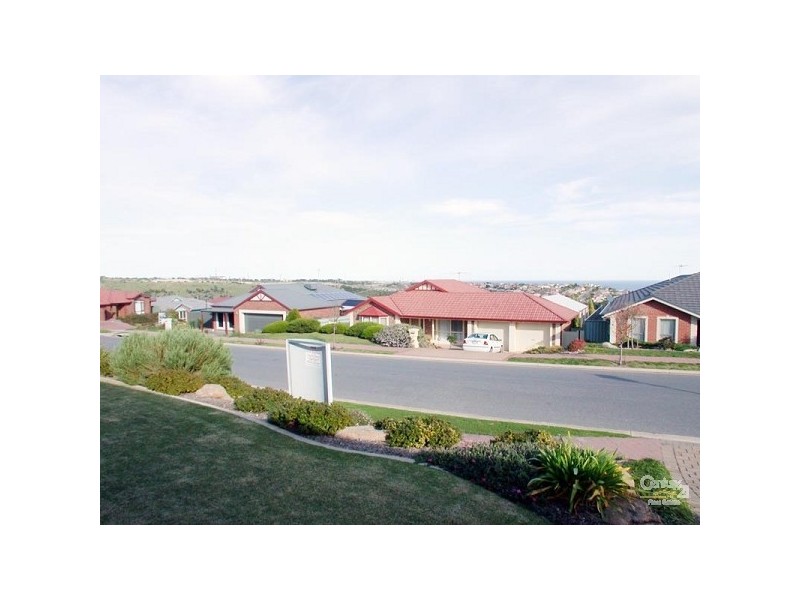 4 Annabelle Drive, Hallett Cove SA 5158