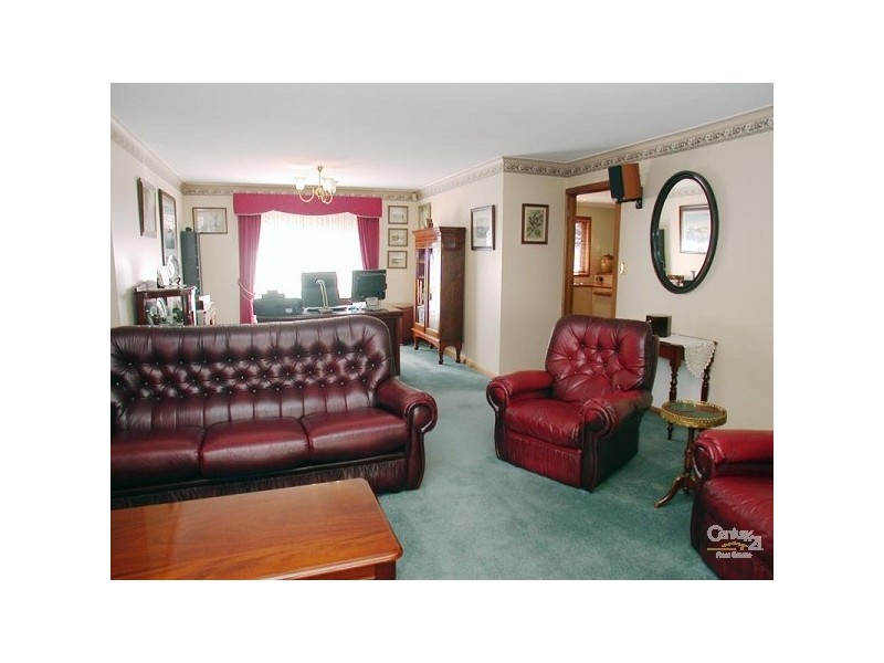 3 Mildara Close, Woodcroft SA 5162