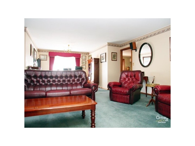 3 Mildara Close, Woodcroft SA 5162