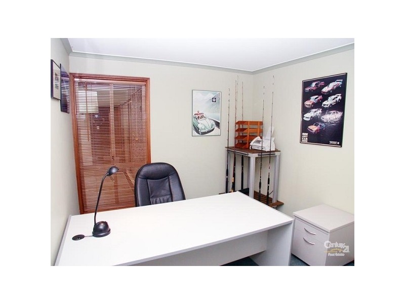 3 Mildara Close, Woodcroft SA 5162