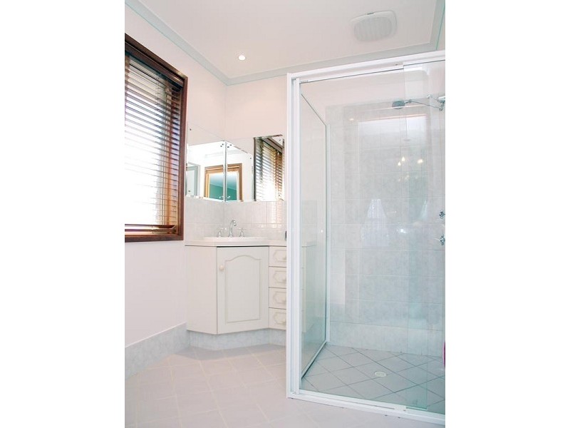 3 Mildara Close, Woodcroft SA 5162