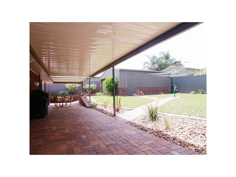 8 Muirfield Place, Morphett Vale SA 5162