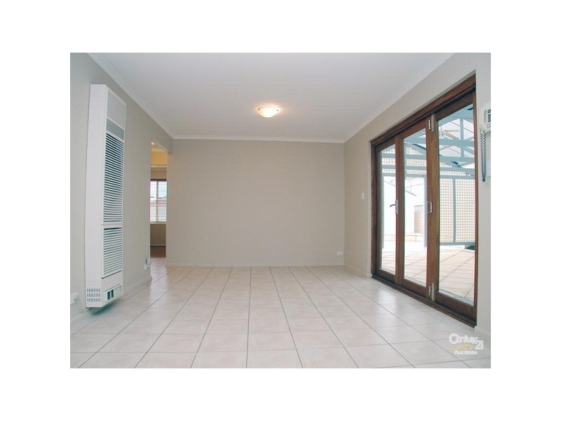 7 Perin Avenue, Woodcroft SA 5162