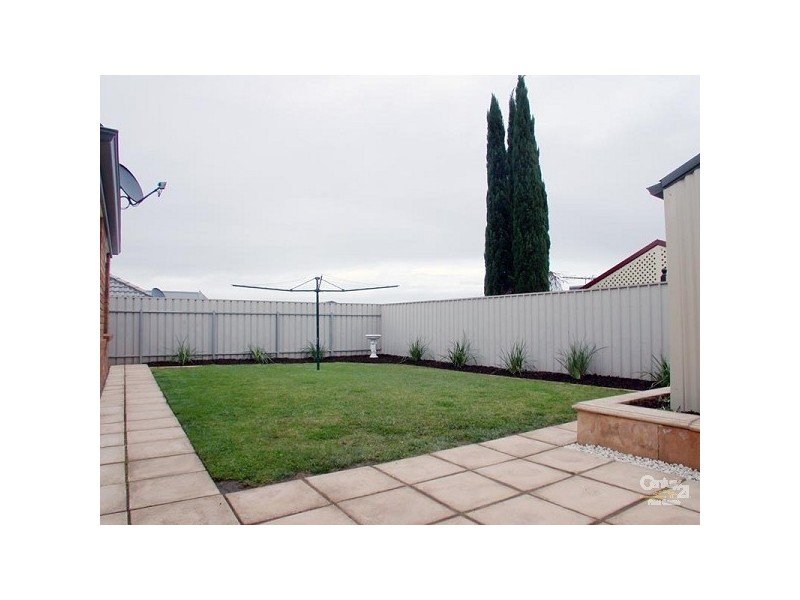 7 Perin Avenue, Woodcroft SA 5162