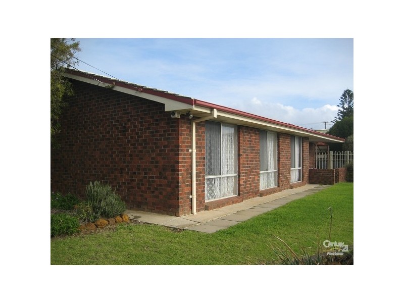 32 Bathurst Avenue, Moana SA 5169