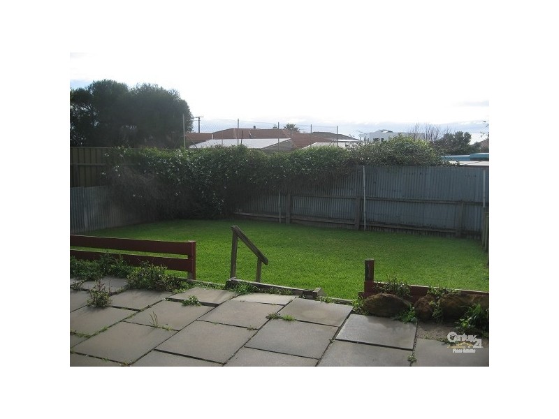 32 Bathurst Avenue, Moana SA 5169