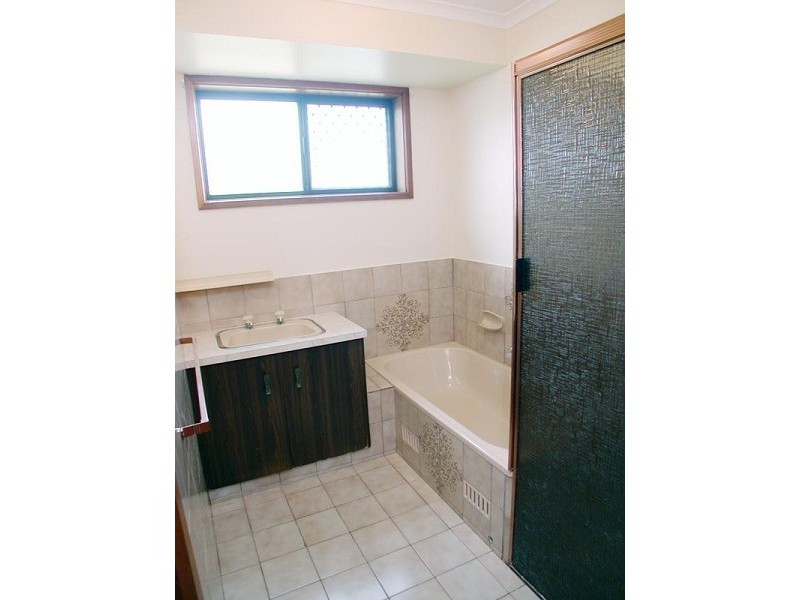 4 Acorn Court, Morphett Vale SA 5162