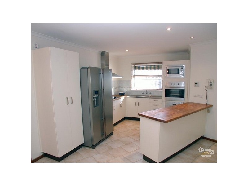 9 Stoneyhill Street, Reynella East SA 5161