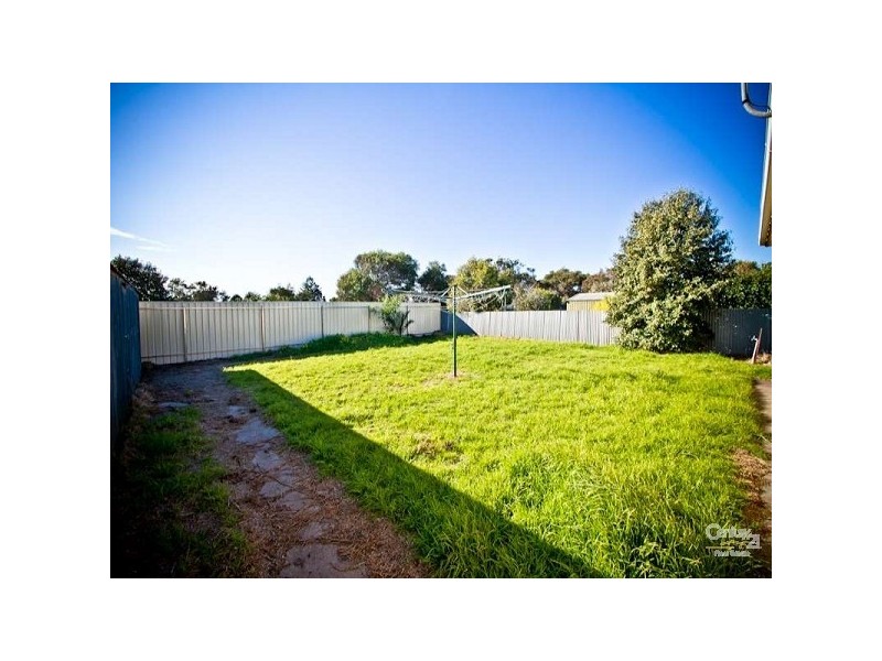 11 Neptune Rd, Seaford SA 5169