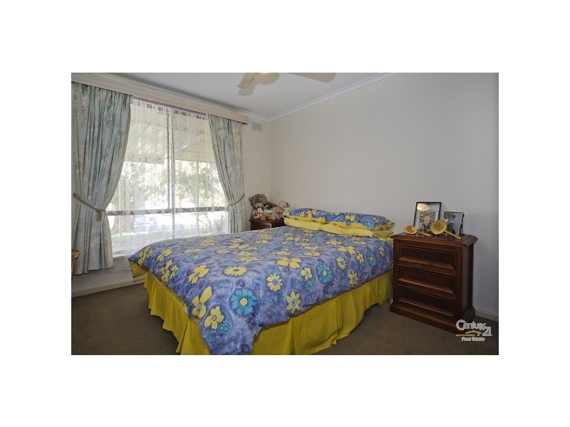 53 Conington Crescent, Morphett Vale SA 5162