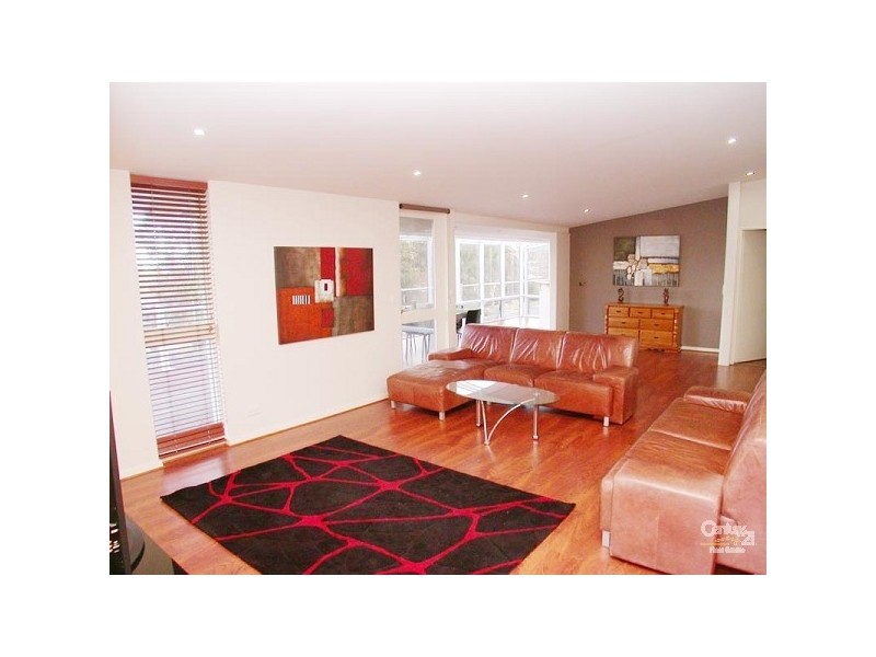 5 Holmes Court, Flagstaff Hill SA 5159