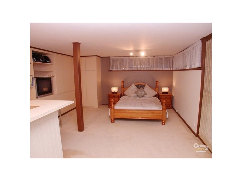 5 Holmes Court, Flagstaff Hill SA 5159