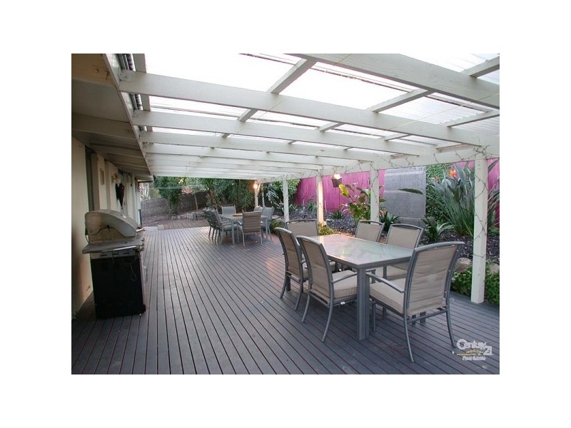 5 Holmes Court, Flagstaff Hill SA 5159