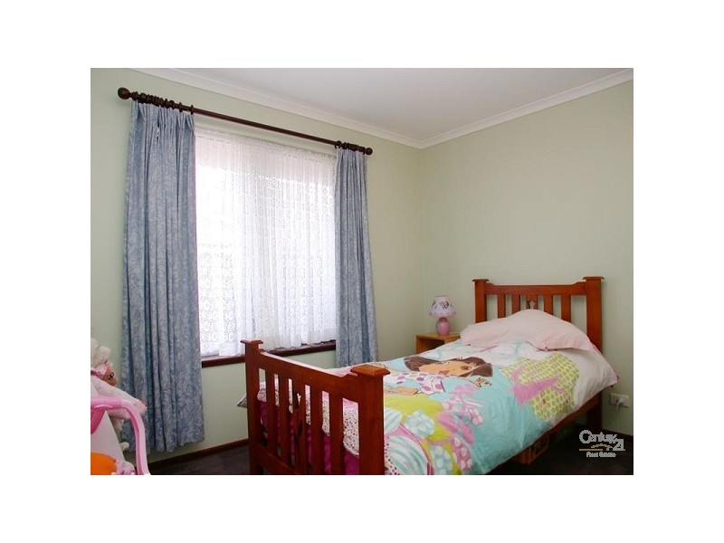 3 Hayford Crescent, Morphett Vale SA 5162