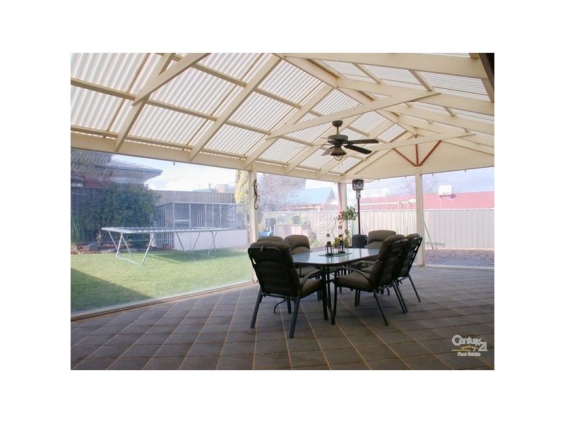 3 Hayford Crescent, Morphett Vale SA 5162