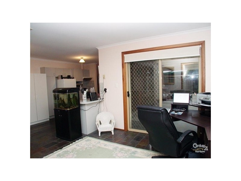 35 Torresan Crescent, Flagstaff Hill SA 5159