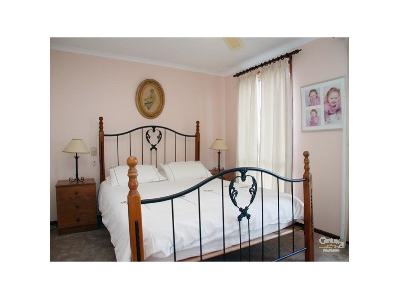 35 Torresan Crescent, Flagstaff Hill SA 5159