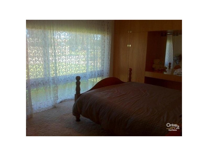 17 Avon Avenue, Morphett Vale SA 5162