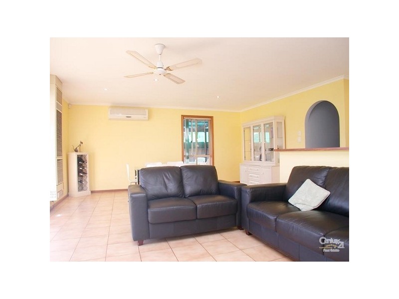 8 Windlass Square, Seaford Rise SA 5169