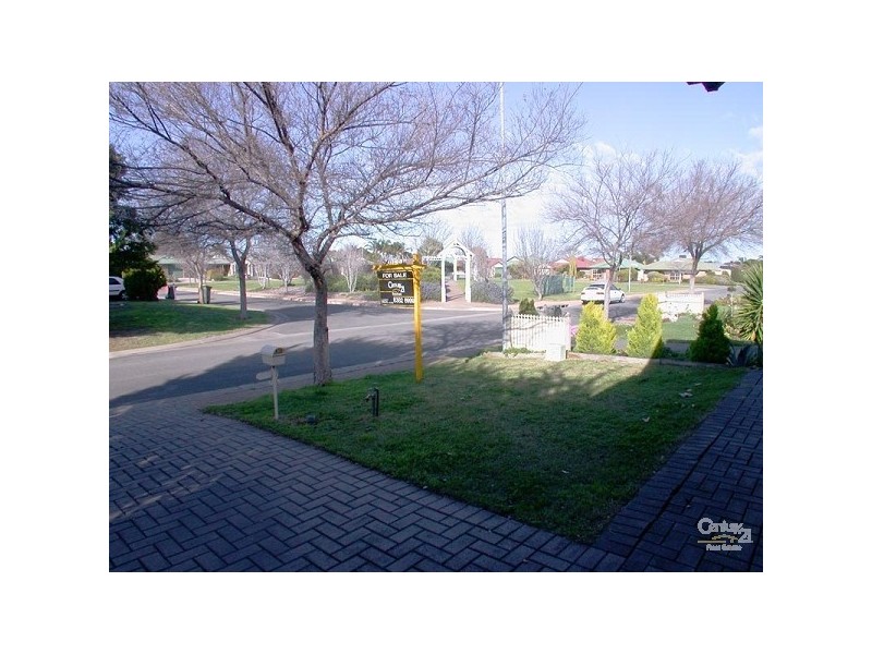 8 Windlass Square, Seaford Rise SA 5169