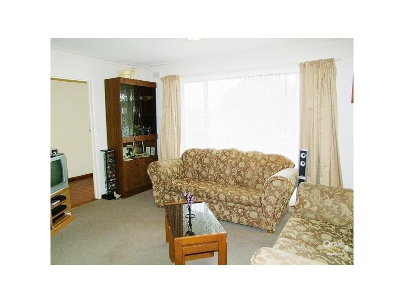 6 Higgins Street, Hackham SA 5163