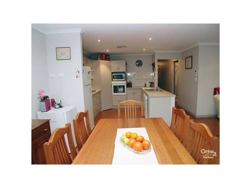10 Karen Court Off Windsong Avenue, Morphett Vale SA 5162