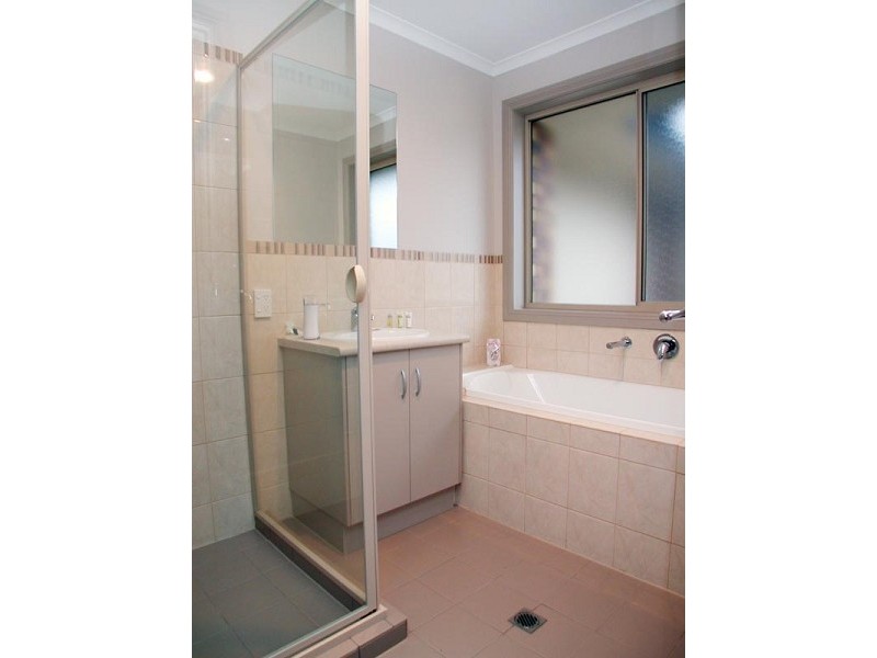 10 Karen Court Off Windsong Avenue, Morphett Vale SA 5162
