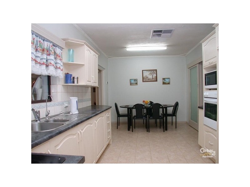 17 Grazing Avenue, Morphett Vale SA 5162