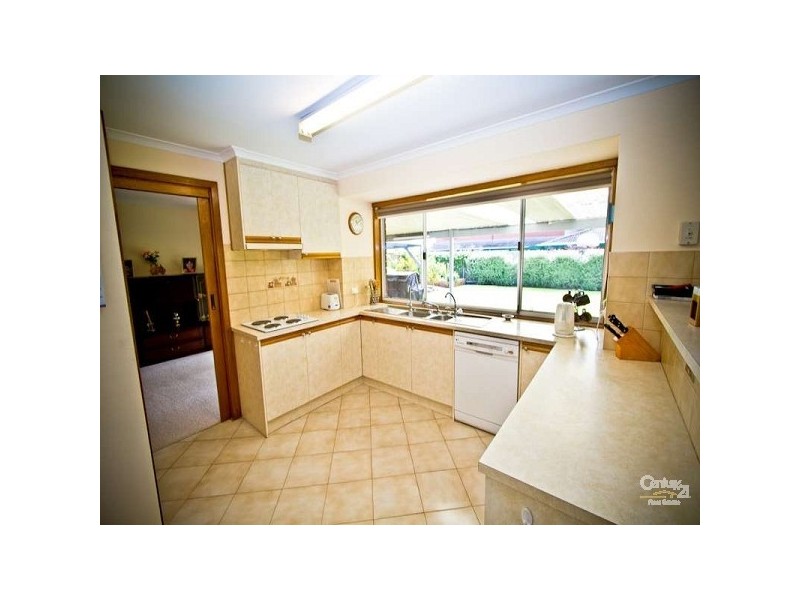 26 Siegersdorf Crescent, Old Reynella SA 5161