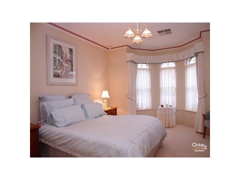 9A Sandow Crescent, Coromandel Valley SA 5051