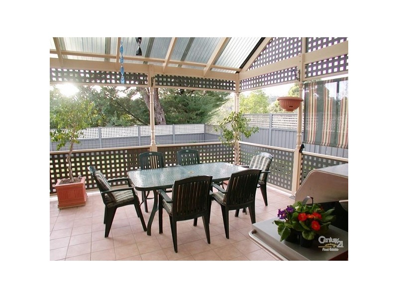 9A Sandow Crescent, Coromandel Valley SA 5051