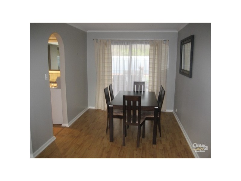 10 Julia Crescent, Woodcroft SA 5162