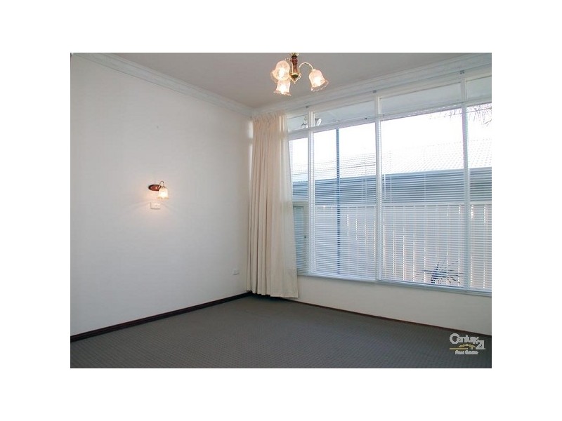43 Albany Avenue, Port Noarlunga South SA 5167