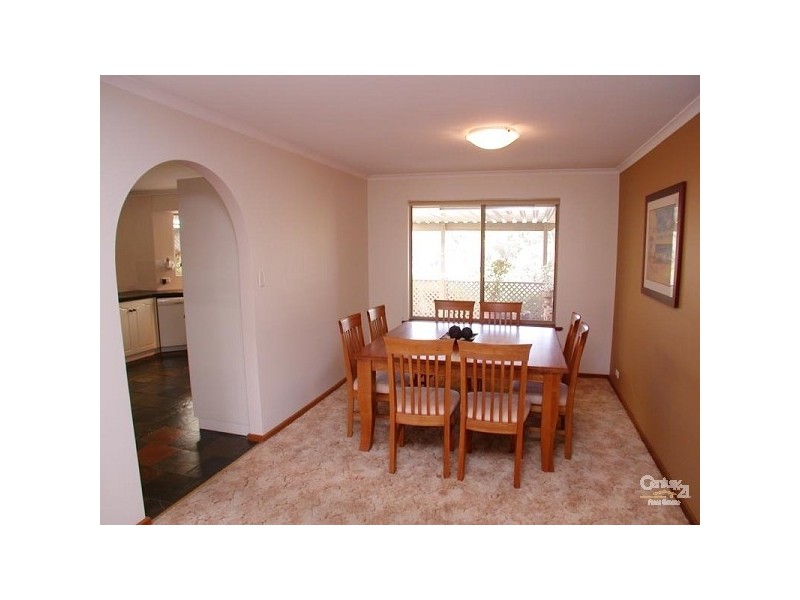 2 Simon Court, Aberfoyle Park SA 5159