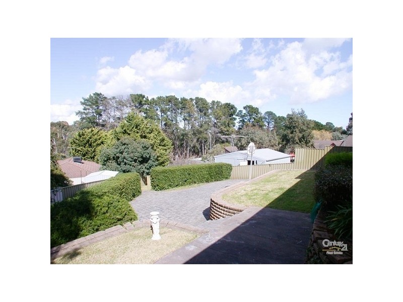 2 Simon Court, Aberfoyle Park SA 5159