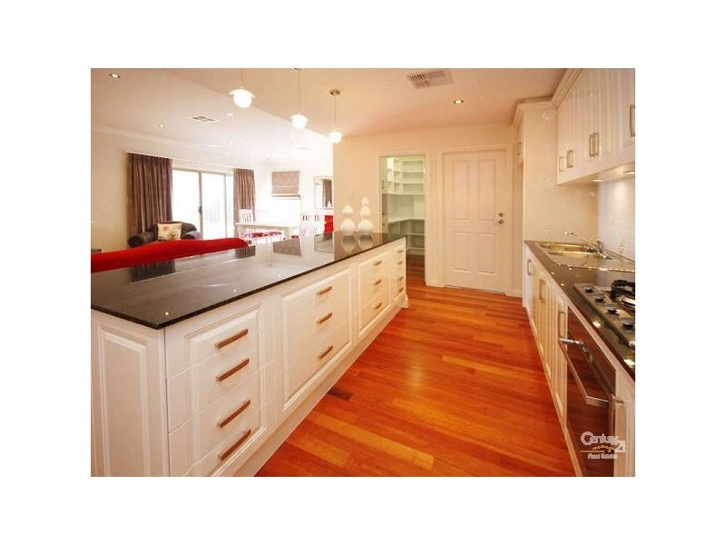 15 Greenfield Street, Mount Barker SA 5251