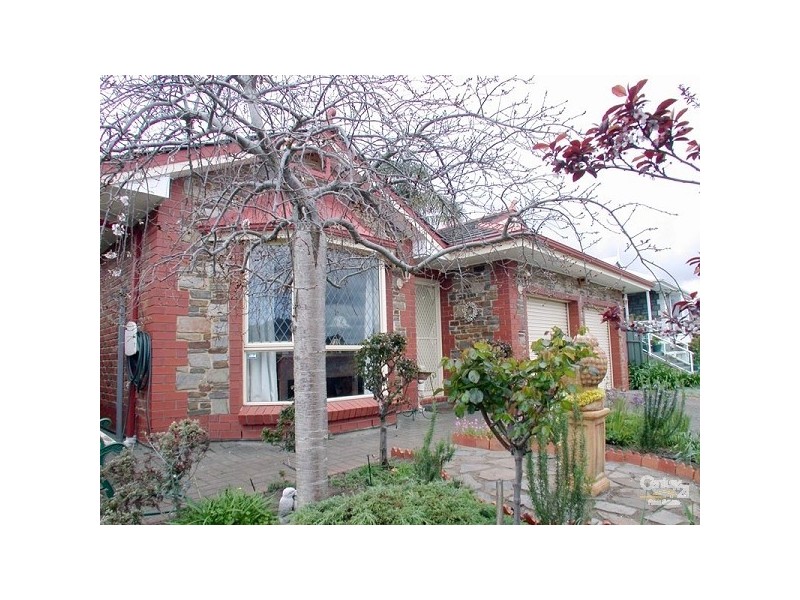 14 Cranbourne Drive, O’halloran Hill SA 5158