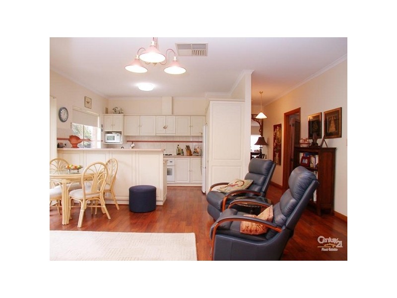 14 Cranbourne Drive, O’halloran Hill SA 5158