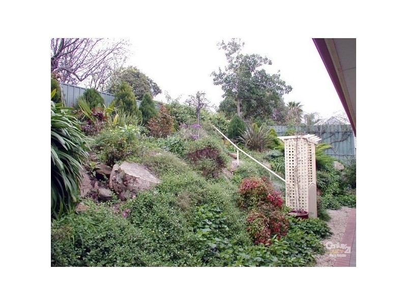 14 Cranbourne Drive, O’halloran Hill SA 5158