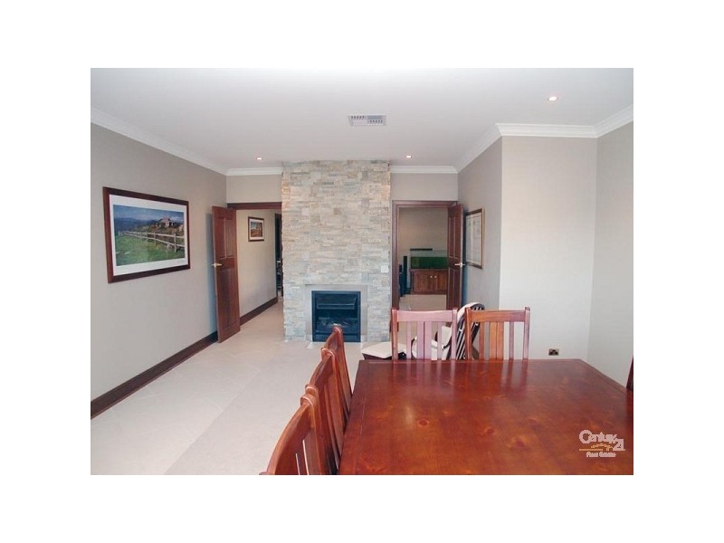 12 Nigel Lane, Hackham SA 5163