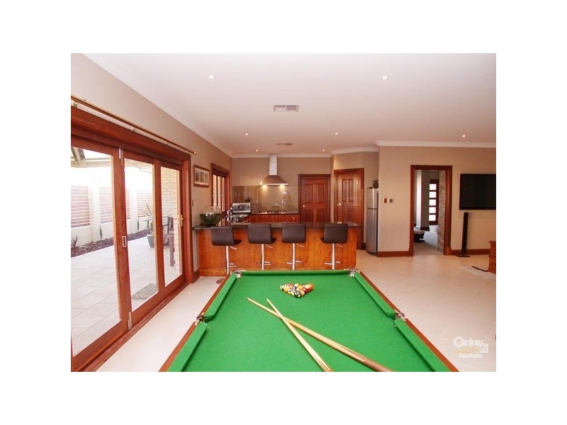 12 Nigel Lane, Hackham SA 5163