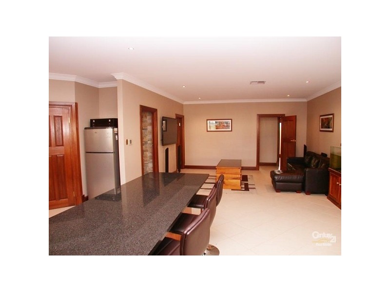 12 Nigel Lane, Hackham SA 5163