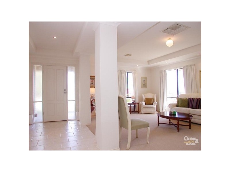 6 Tennyson Street, Seaford Rise SA 5169